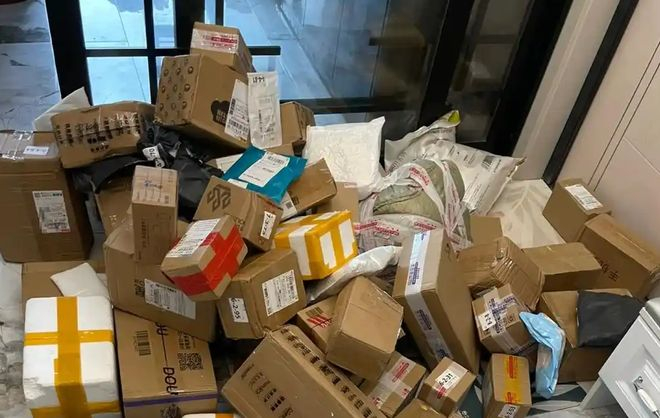 超过 2700 次恶意批量下单