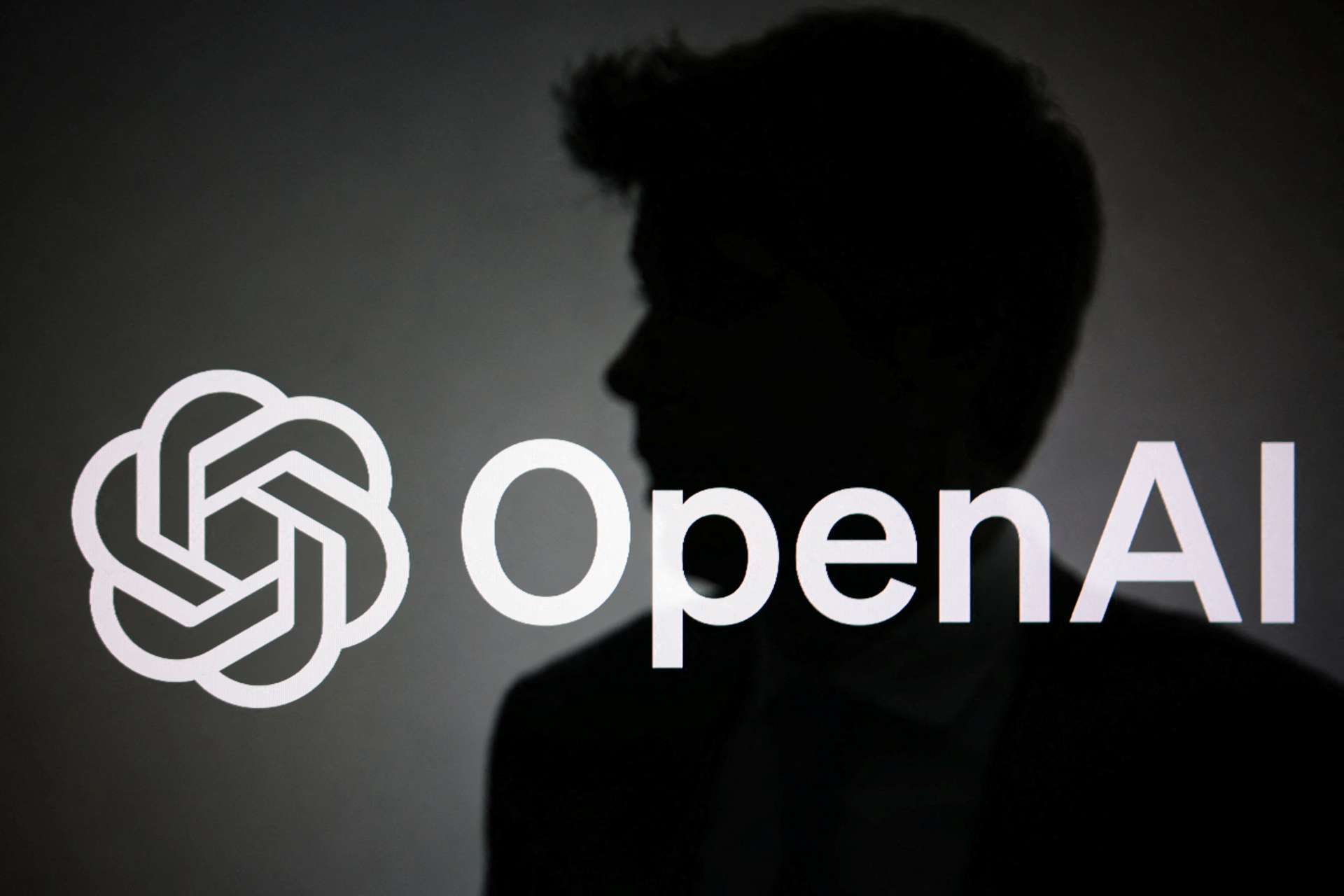 OpenAI 囤积数万台 Mac mini 用于 AI 训练？对开发工作流意味着什么